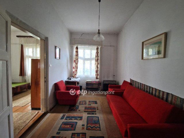 Eladó családi ház, Kunhegyesen 3.9 M Ft, 2 szobás