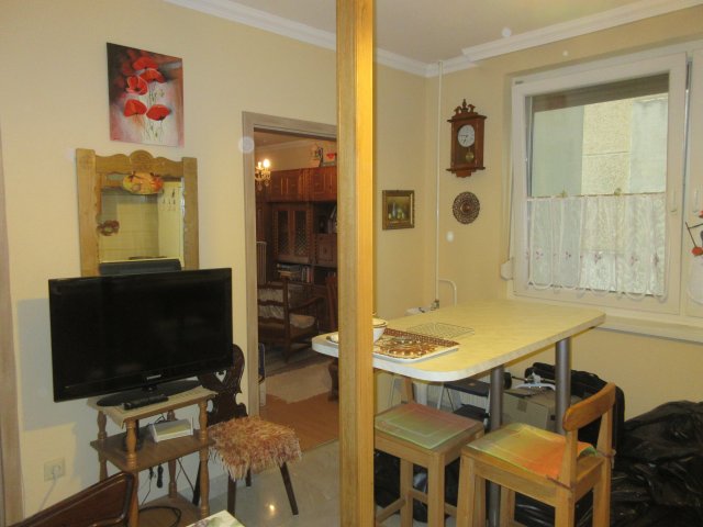 Kiadó panellakás, albérlet, Debrecenben 200 E Ft / hó, 2 szobás