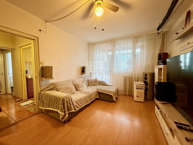 Eladó panellakás, Budapesten, III. kerületben 64.9 M Ft, 2 szobás