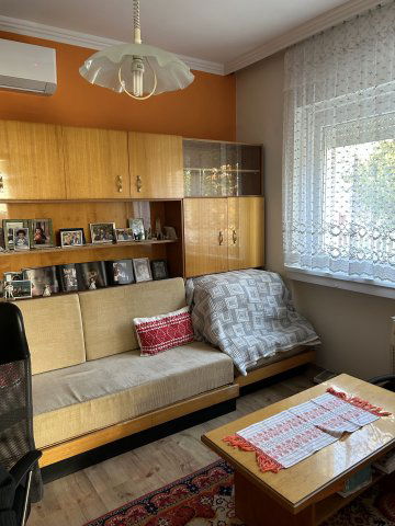 Eladó családi ház, Kunszentmiklóson 128 M Ft, 3 szobás