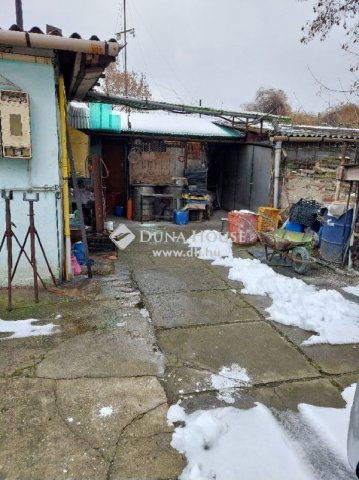 Eladó ipari ingatlan, Budapesten, XXI. kerületben 35 M Ft