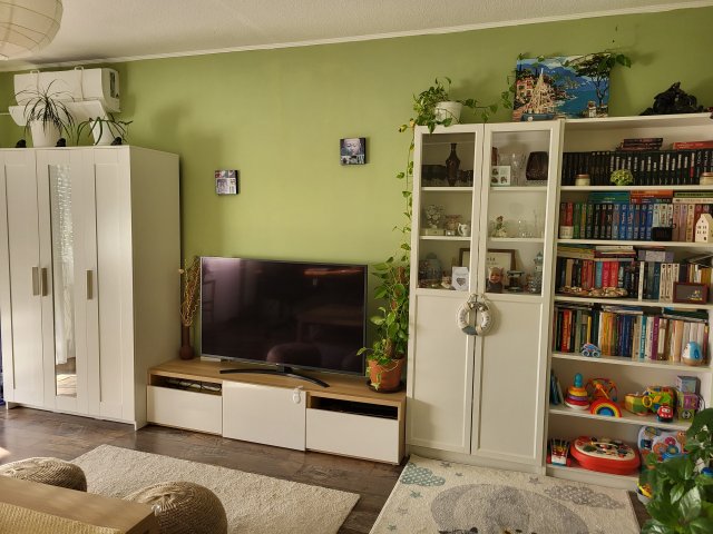 Eladó panellakás, Budapesten, XXI. kerületben, Nyírfa utcában