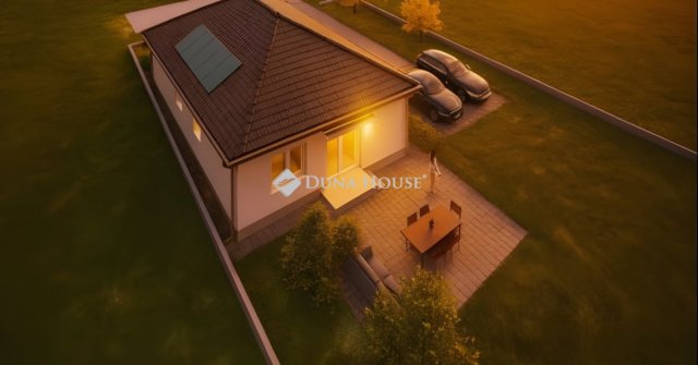 Eladó családi ház, Ongán 81.9 M Ft, 4 szobás