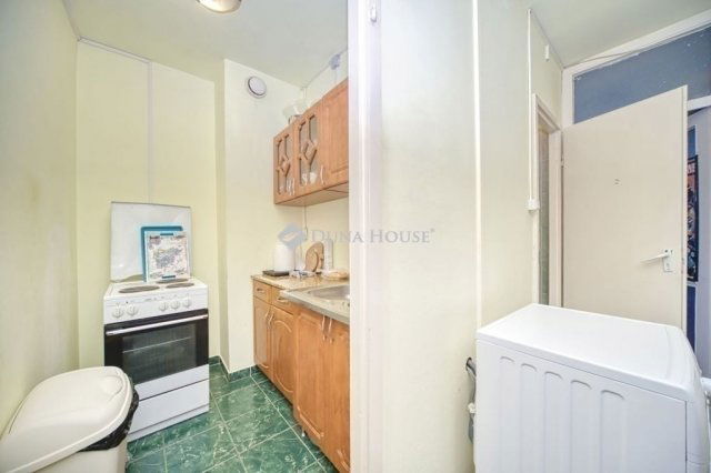 Eladó panellakás, Budapesten, XV. kerületben 49.9 M Ft, 2 szobás