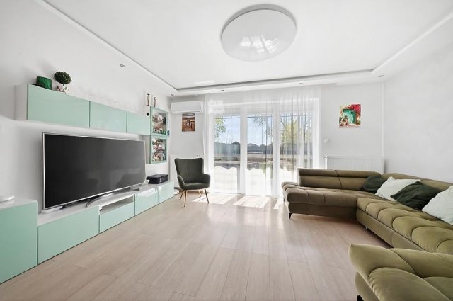 Eladó sorház, Budapesten, X. kerületben 134.9 M Ft, 4 szobás