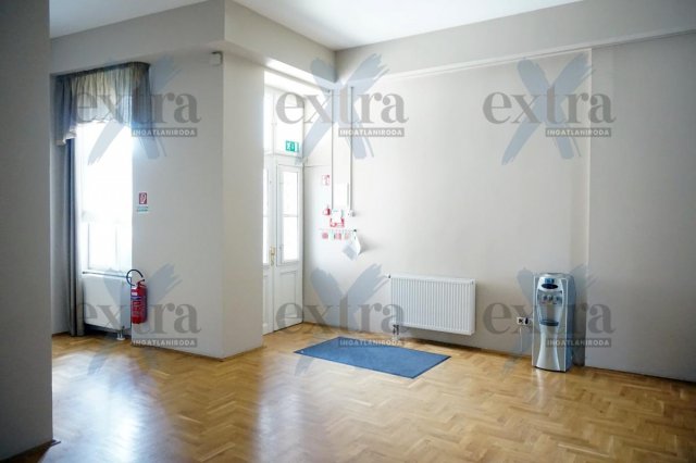 Kiadó iroda, Szegeden 750 E Ft / hó, 10 szobás