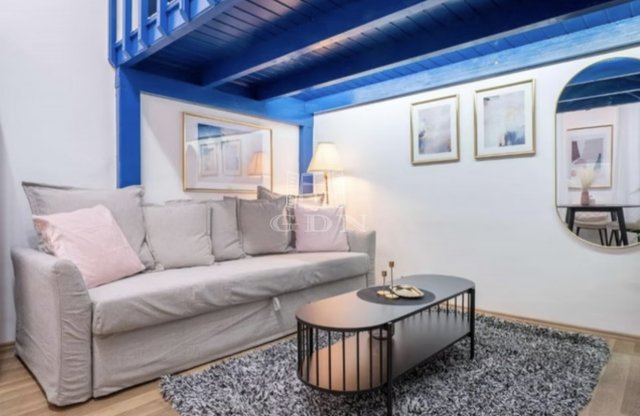 Eladó téglalakás, Budapesten, VI. kerületben 55 M Ft, 1 szobás