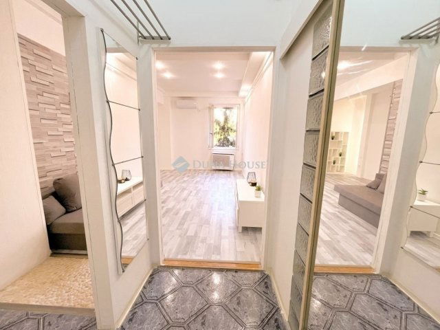 Eladó téglalakás, Budapesten, XX. kerületben 52.4 M Ft, 1 szobás