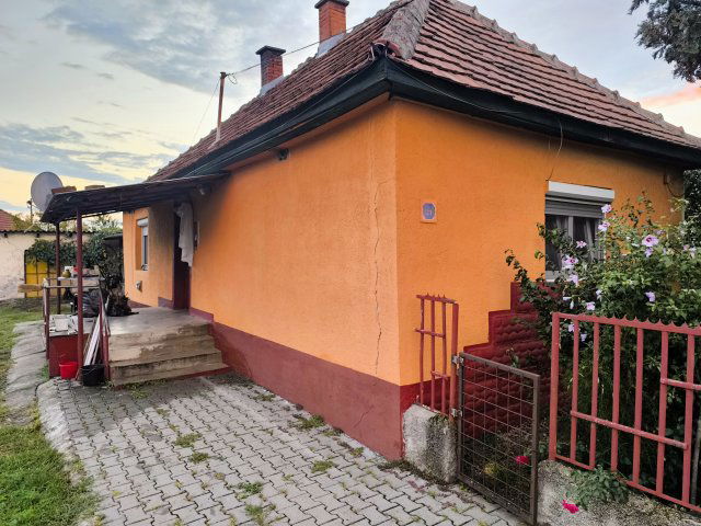 Eladó családi ház, Ónodon 6.49 M Ft, 2 szobás