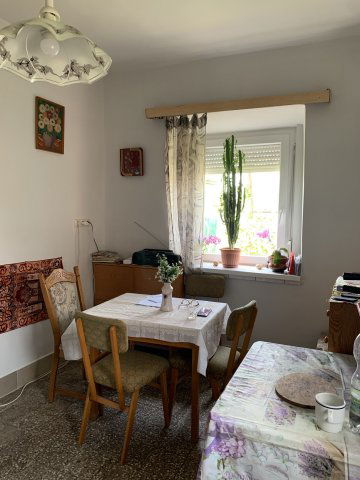 Eladó családi ház, Besenyőtelken 20.9 M Ft, 2 szobás