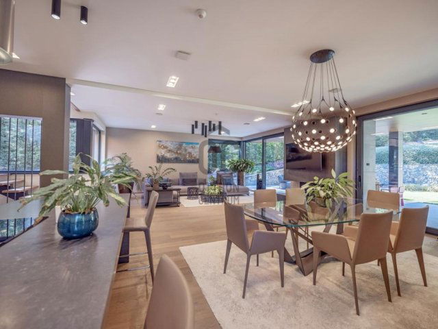 Eladó családi ház, Budapesten, II. kerületben 1150 M Ft