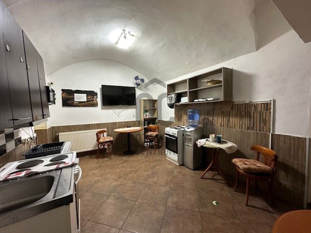 Kiadó üzlethelyiség, Budapesten, IX. kerületben 500 E Ft / hó