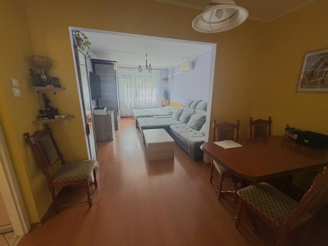 Eladó panellakás, Várpalotán 54.9 M Ft, 1+2 szobás