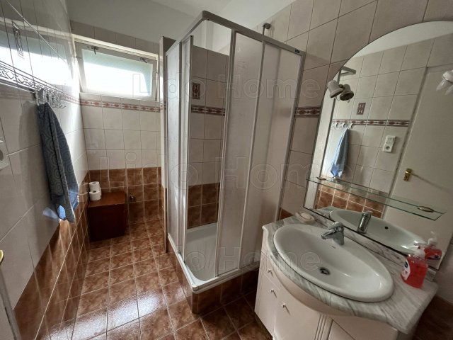 Eladó családi ház, Balatonfenyvesen 64.9 M Ft, 2 szobás