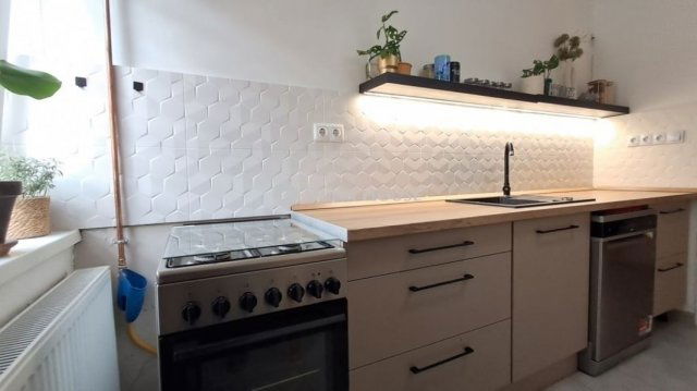 Eladó téglalakás, Pécsett 51.5 M Ft, 2 szobás