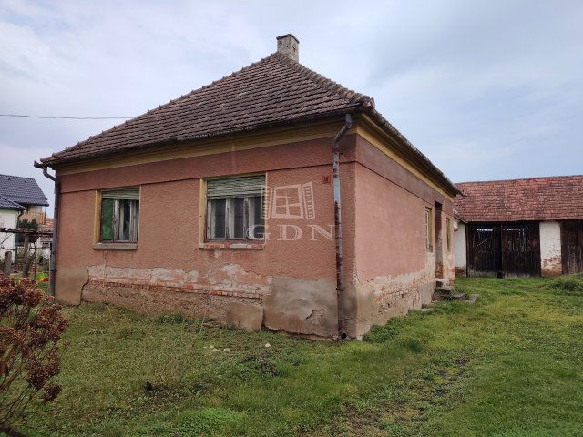 Eladó családi ház, Rátóton 12 M Ft, 2 szobás