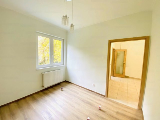 Kiadó téglalakás, albérlet, XIV. kerületben, Jurisich Miklós utcában