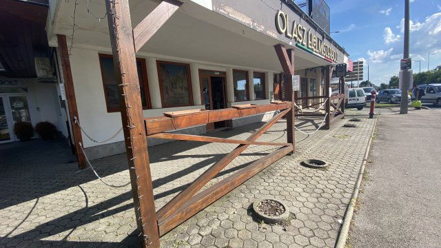 Eladó ipari ingatlan, Székesfehérvárott 65 M Ft