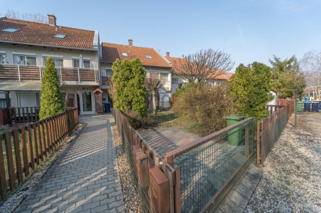 Eladó téglalakás, Budapesten, XVII. kerületben 84.8 M Ft