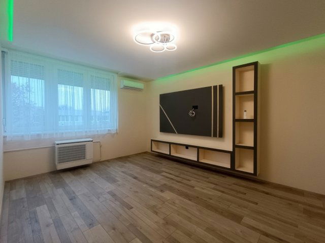 Eladó téglalakás, Nyíregyházán 43.9 M Ft, 2 szobás