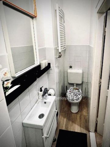 Eladó téglalakás, Budapesten, II. kerületben 64 M Ft, 1 szobás