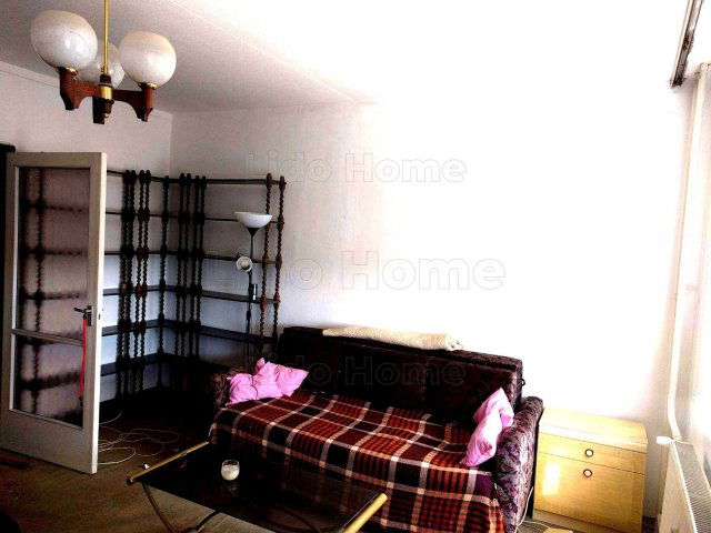 Eladó panellakás, Tapolcán 32 M Ft, 1+1 szobás