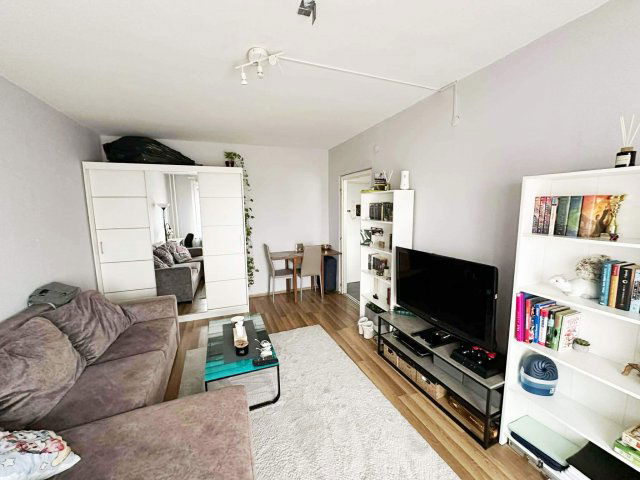 Eladó panellakás, Budapesten, XXI. kerületben 48 M Ft, 2 szobás