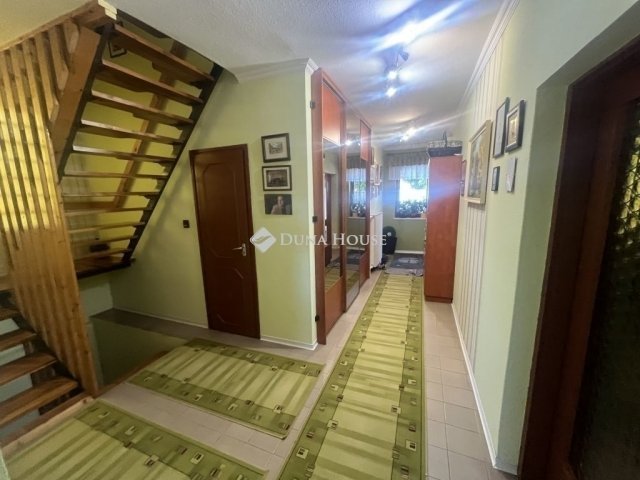 Eladó családi ház, Albertirsán 129 M Ft, 4 szobás