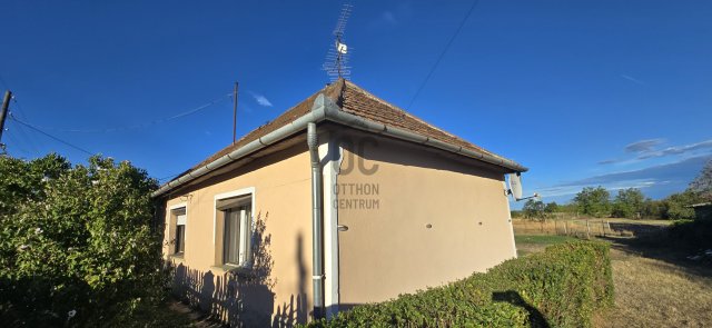 Eladó családi ház, Bejcgyertyánosban 23.9 M Ft, 3 szobás