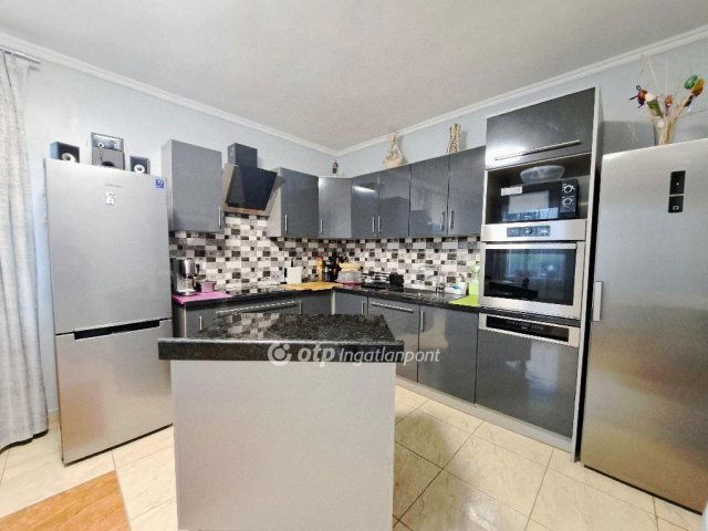 Eladó családi ház, Nyírpazonyon 83 M Ft, 5 szobás