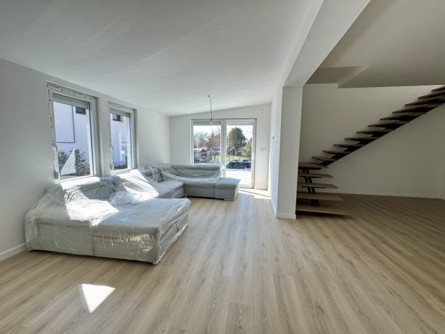 Eladó családi ház, Vonyarcvashegyen 148 M Ft, 4 szobás