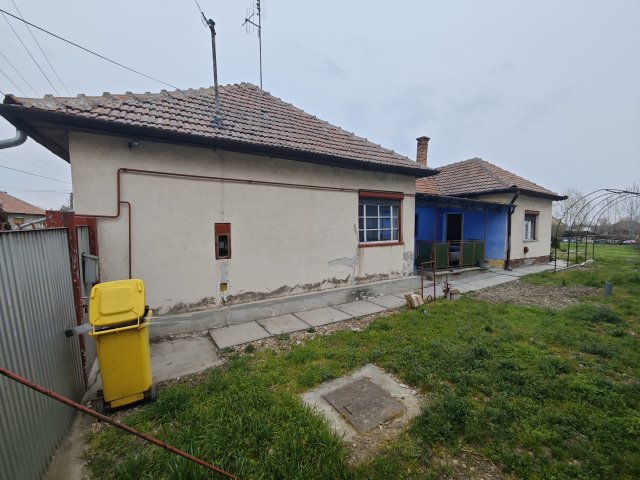 Eladó családi ház, Méhkeréken 10.9 M Ft, 2 szobás