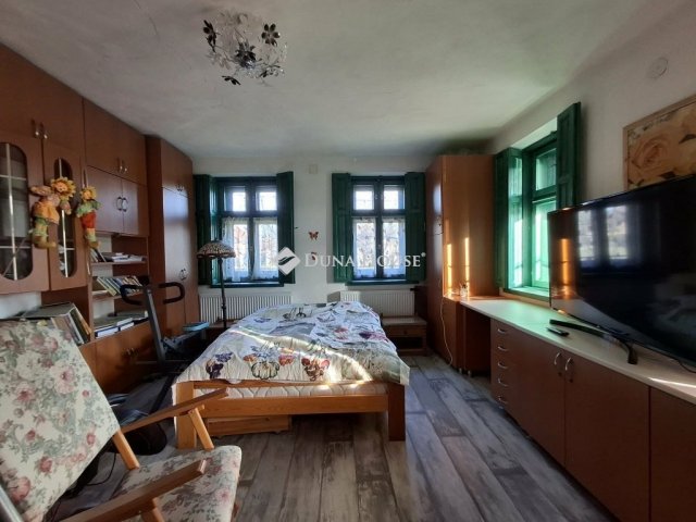 Eladó családi ház, Mezősason 20 M Ft, 2 szobás