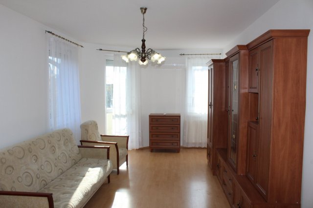 Kiadó téglalakás, albérlet, Debrecenben, Széchenyi utcában