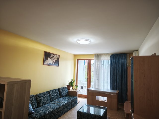 Kiadó téglalakás, albérlet, Pécsett, Tiborc utcában, 2 szobás