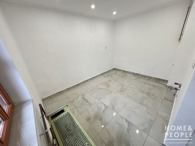 Eladó családi ház, Hódmezővásárhelyen 31.5 M Ft, 2 szobás