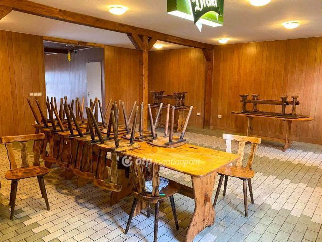 Eladó üzlethelyiség, Szigetszentmiklóson 62.9 M Ft