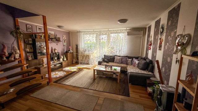 Eladó sorház, Mosonmagyaróváron 80 M Ft, 4 szobás