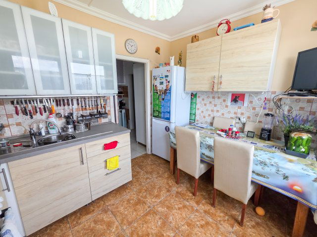 Eladó panellakás, Budapesten, XVIII. kerületben 55 M Ft, 3 szobás