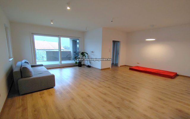 Kiadó téglalakás, albérlet, XI. kerületben, Brassó úton