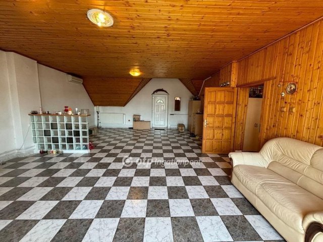 Eladó téglalakás, Encsen 35 M Ft, 2+2 szobás