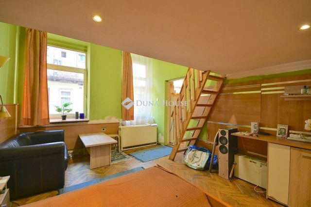 Eladó téglalakás, Budapesten, VIII. kerületben 39.9 M Ft