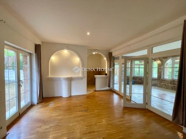 Eladó családi ház, Budapesten, XI. kerületben 314.9 M Ft