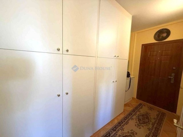 Eladó panellakás, Kecskeméten 54 M Ft, 2 szobás