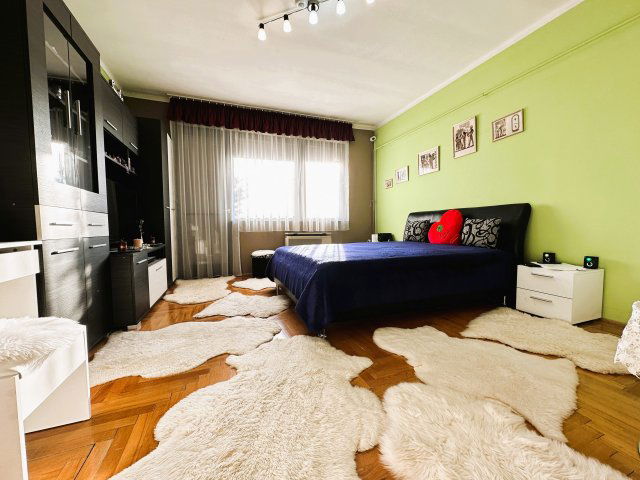 Eladó téglalakás, Sarkadon 22 M Ft, 3 szobás