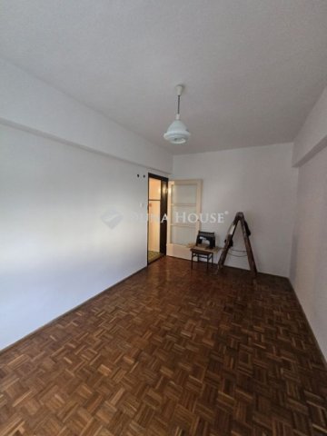 Eladó téglalakás, Várpalotán 44 M Ft, 2 szobás