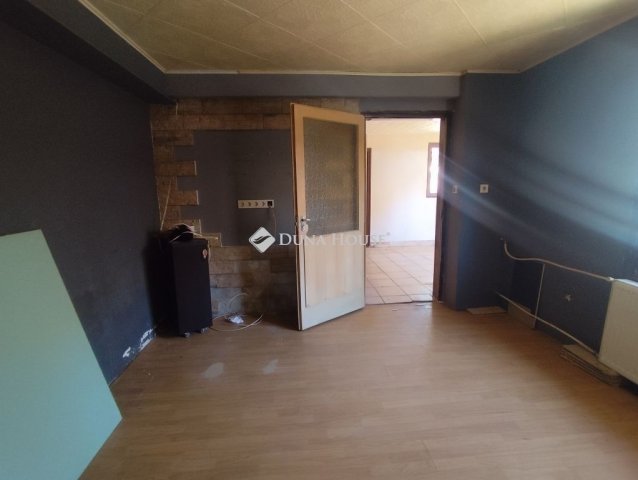 Eladó családi ház, Budapesten, XVIII. kerületben 47 M Ft
