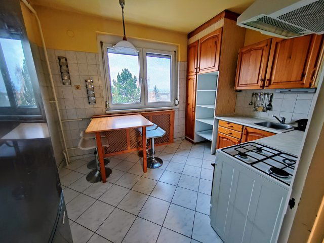 Eladó téglalakás, Veszprémben 48.5 M Ft, 1 szobás