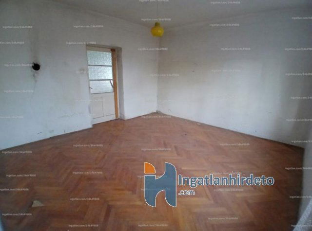 Eladó családi ház, Zagyvaszántón 25 M Ft, 2 szobás