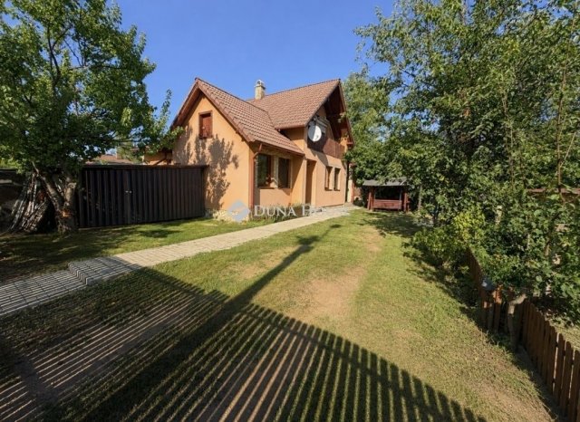 Eladó családi ház, Debrecenben 129.5 M Ft, 4 szobás